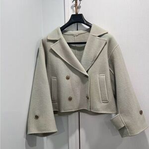 Chic Cream Women's Double-Breasted Blazer